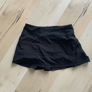 Lululemon pace rival skirt